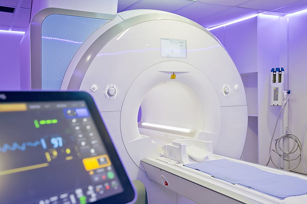 Reliable connectivity for medical embedded systems using CAN, FlexRay, LIN