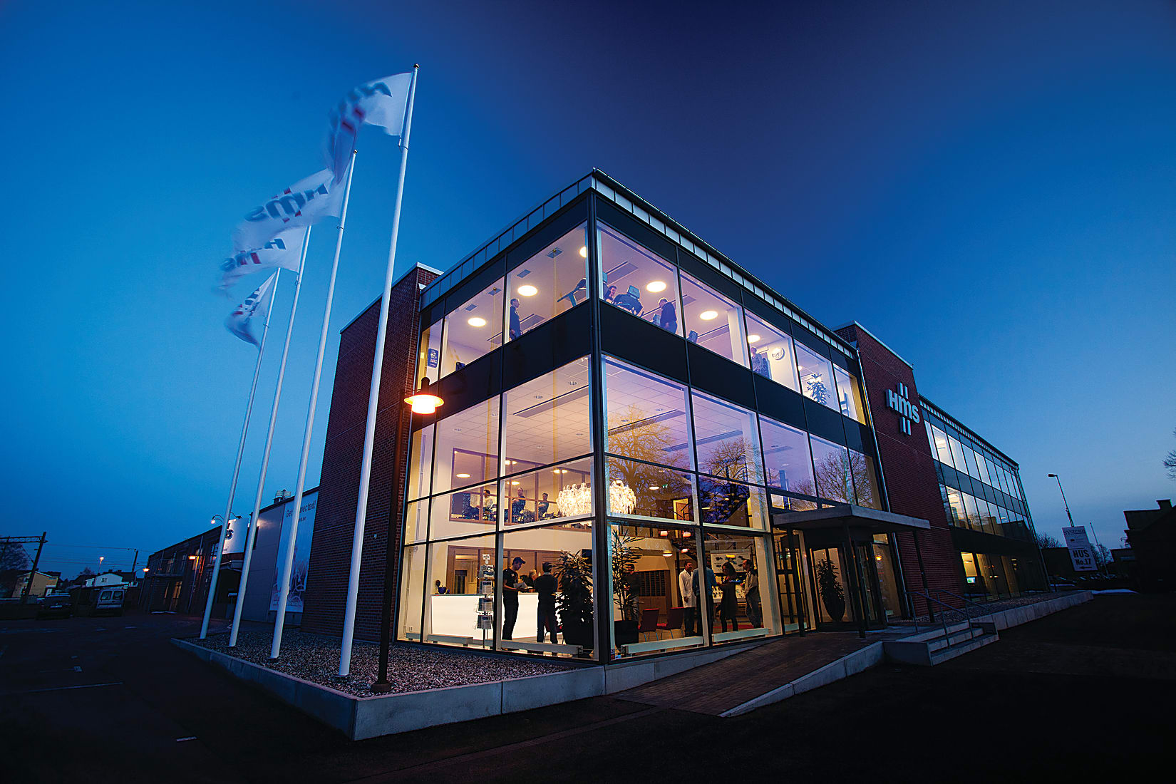 hms_hq_night_hms