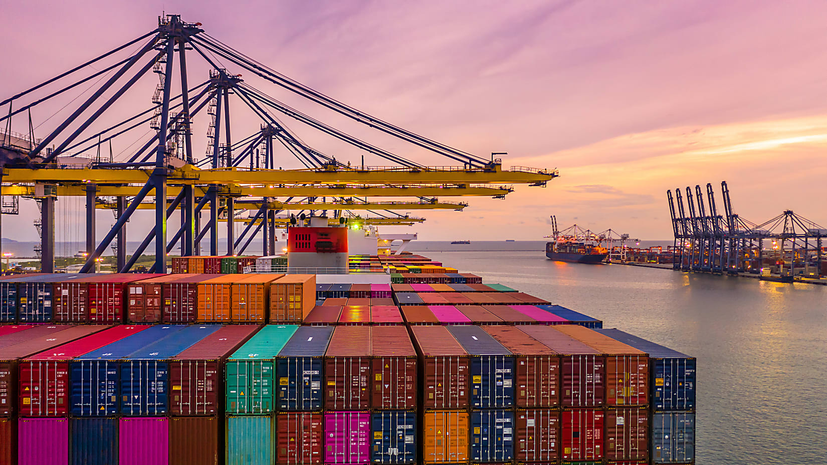 Anybus CompactCom Helps Increase Efficiency in Automated Container Ports