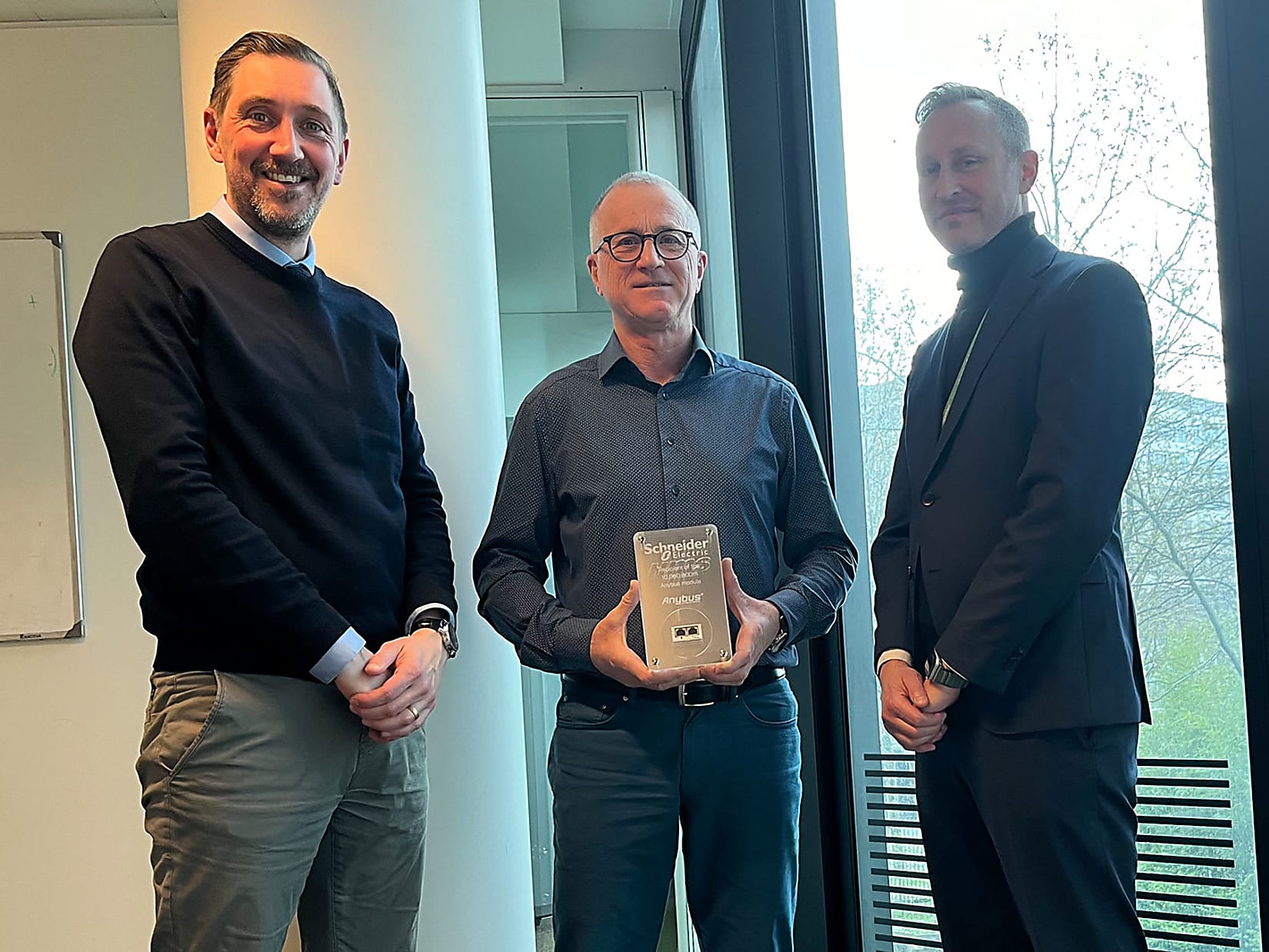 Anybus-10-million-award-schneider