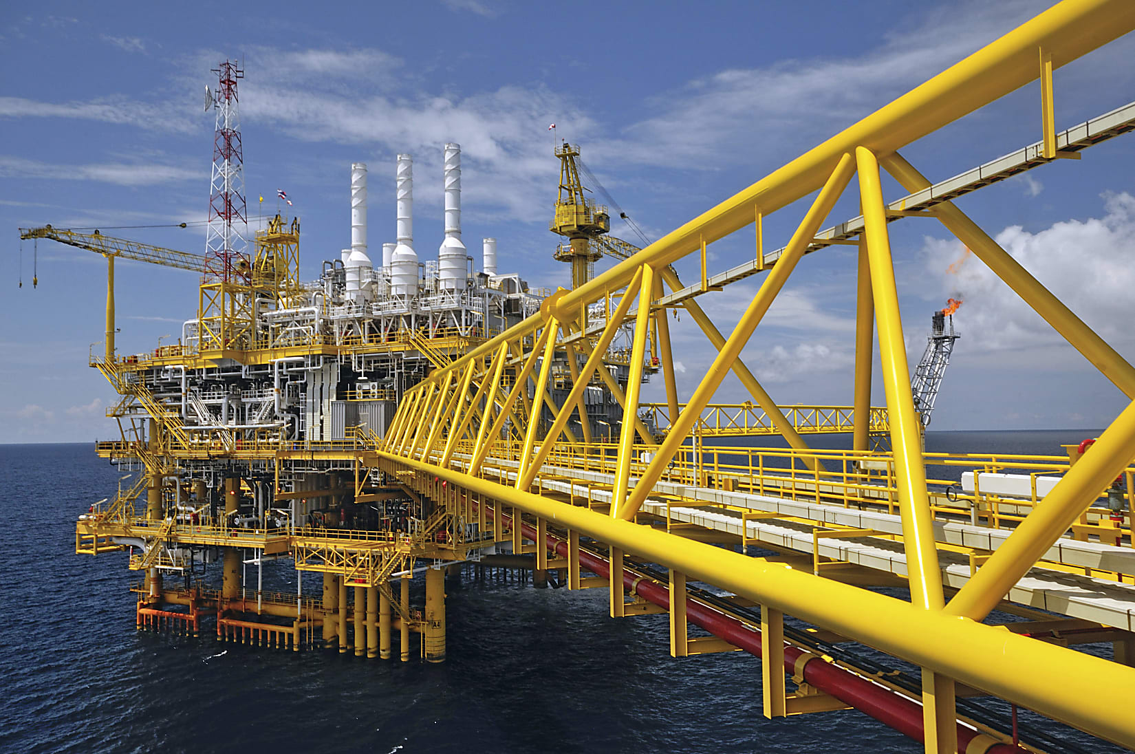 istock_offshoreoilrig